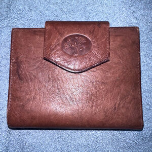 Vintage Buxton Top Grain Cowhide Wallet Embossed Flower Coin Purse Kiss Lock BRN